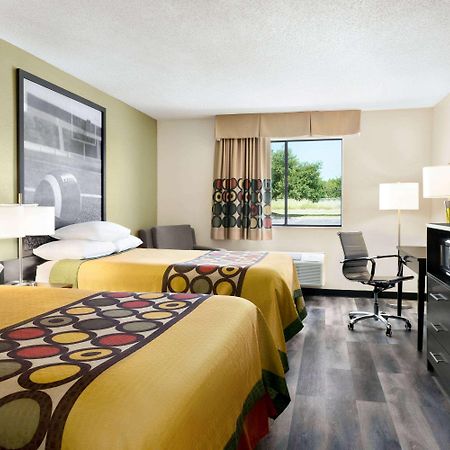 Hotel Super 8 By Wyndham Clinton Extérieur photo